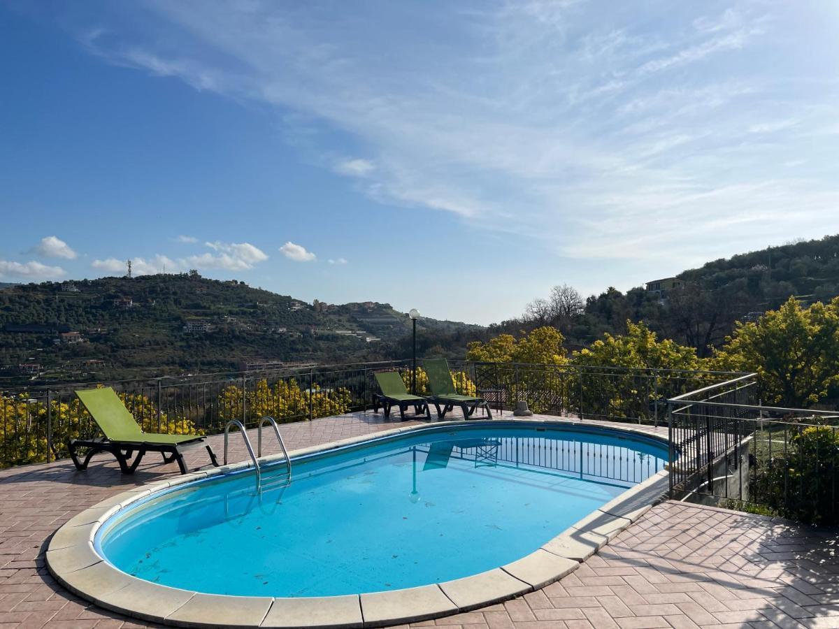 Agriturismo Le Mimose 因佩里亚 外观 照片