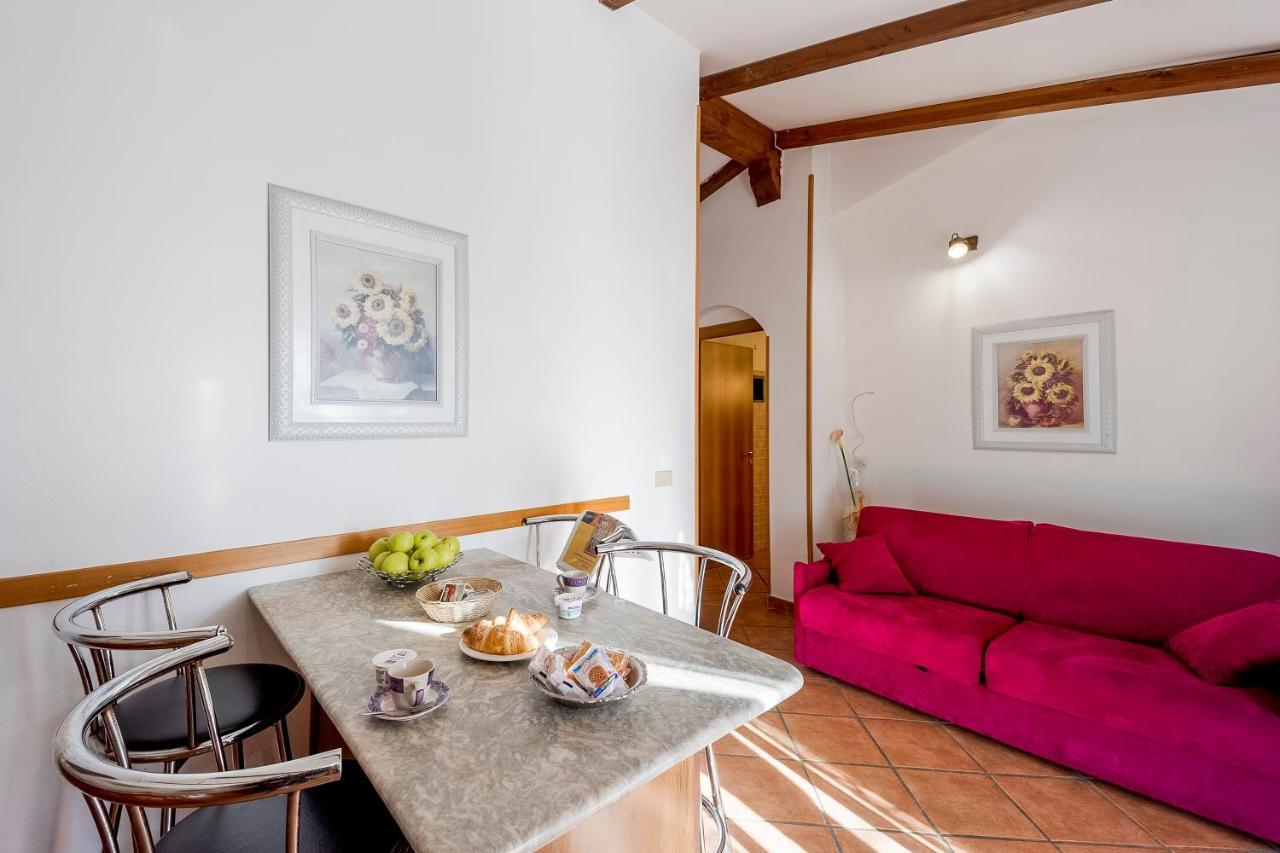 Agriturismo Le Mimose 因佩里亚 外观 照片