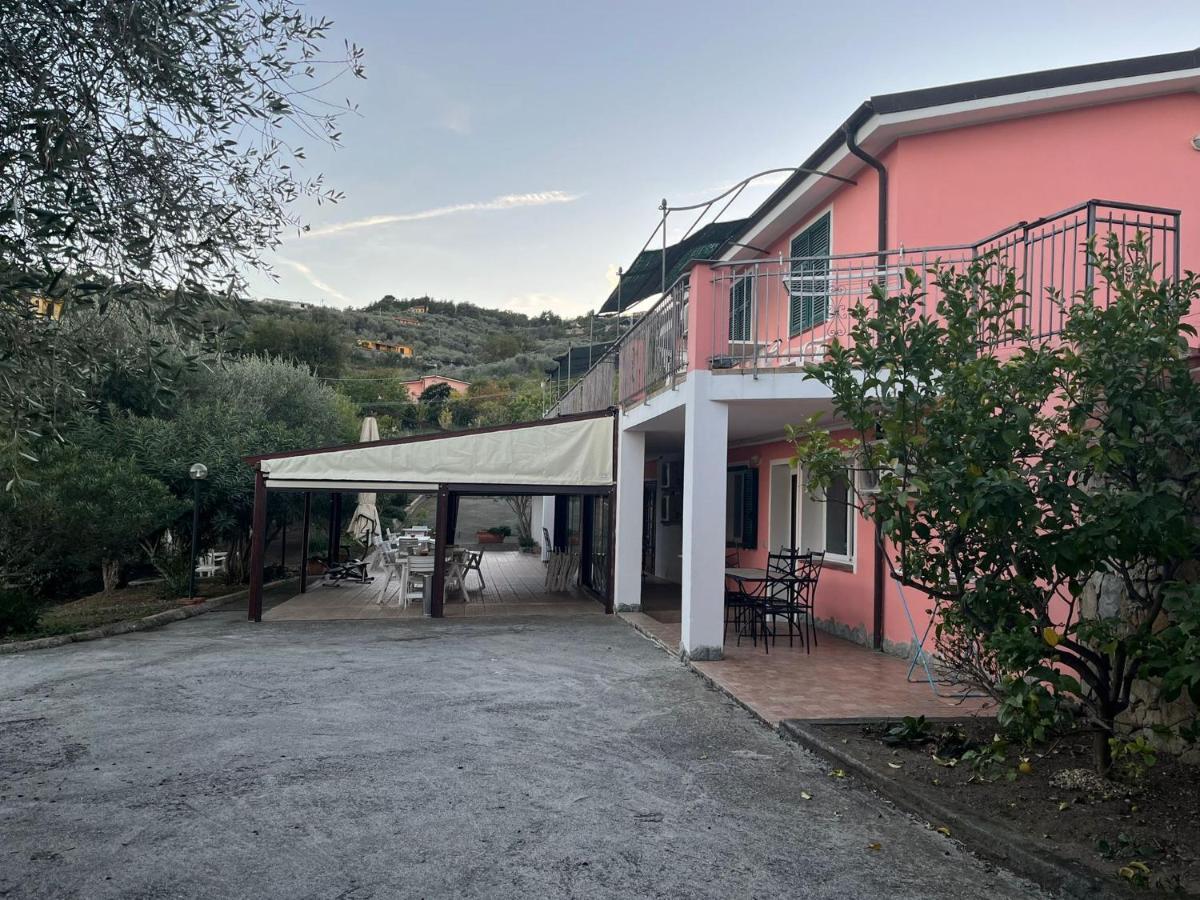 Agriturismo Le Mimose 因佩里亚 外观 照片