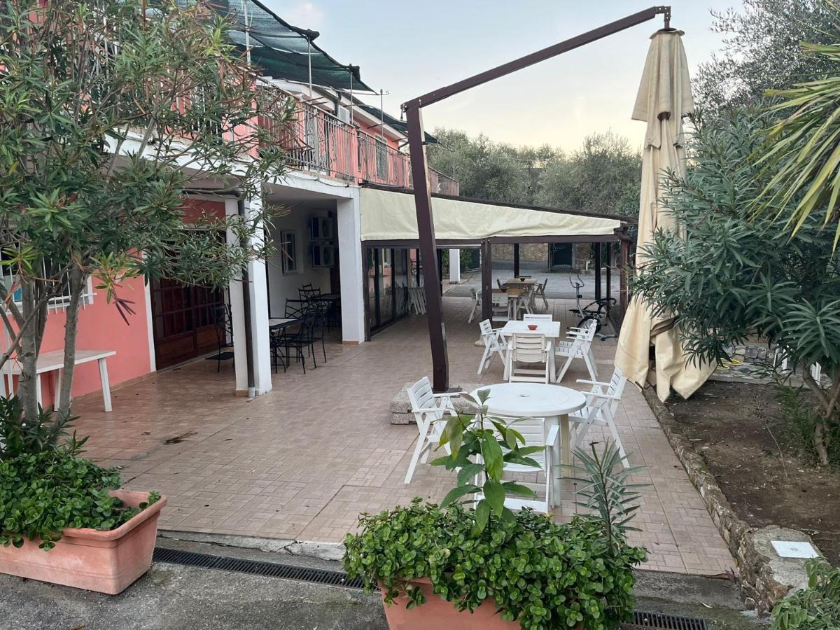 Agriturismo Le Mimose 因佩里亚 外观 照片