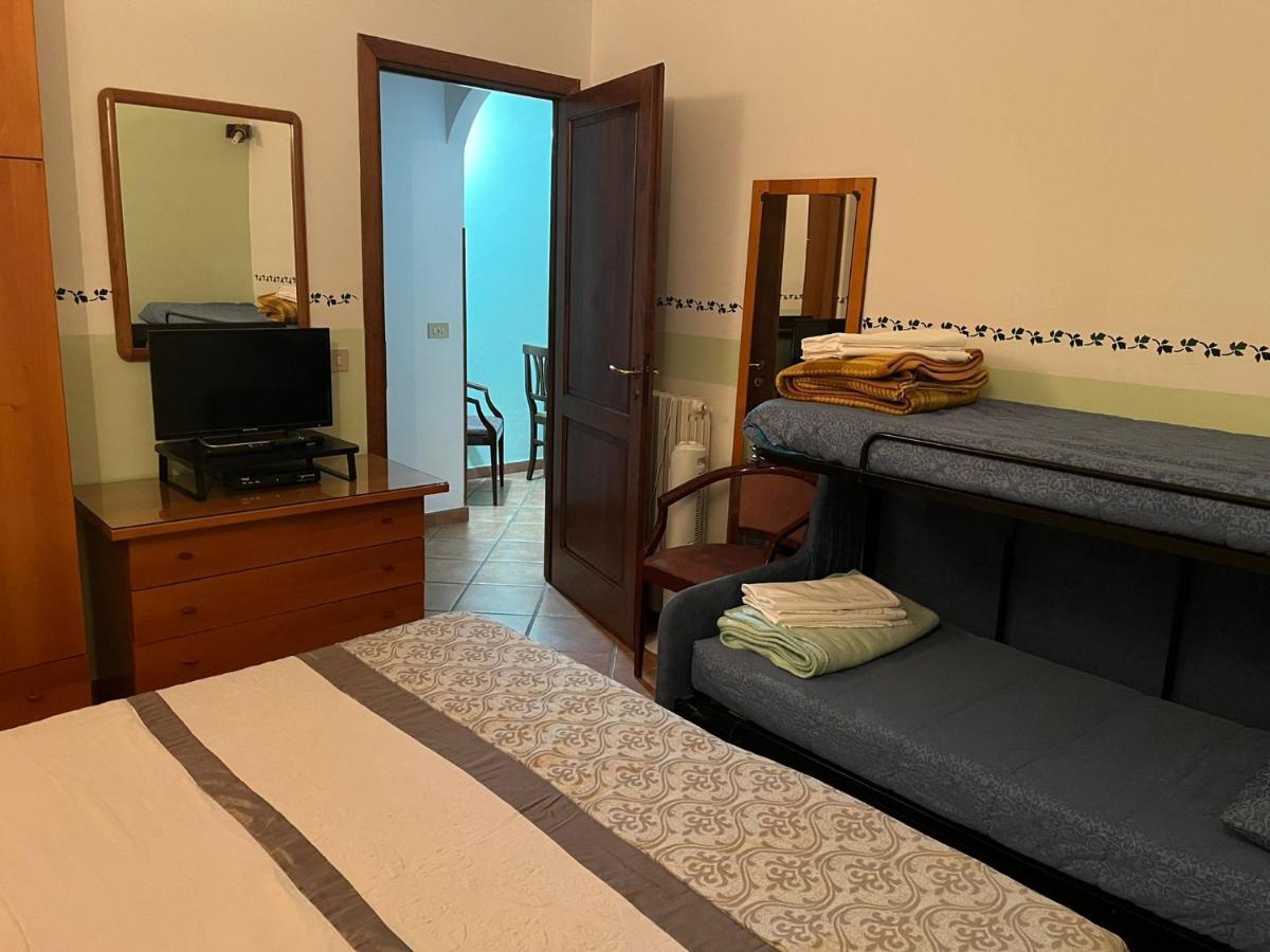 Agriturismo Le Mimose 因佩里亚 外观 照片